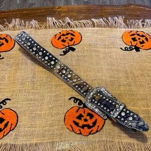 Nocona camo rhinestone belt